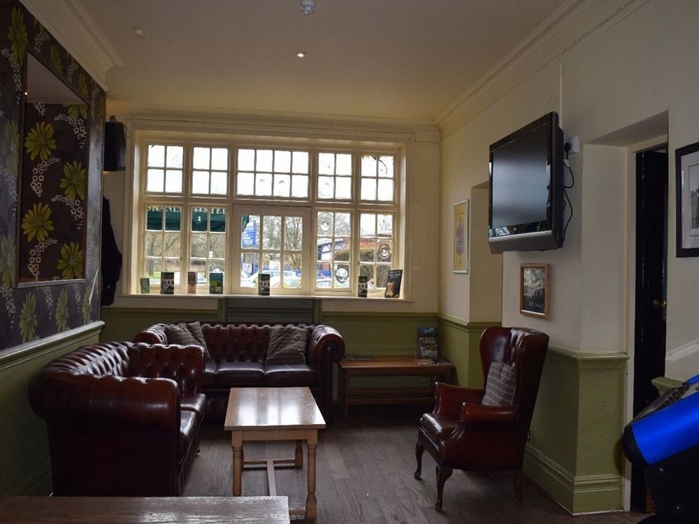 The Cranley Hotel Cranleigh Zewnętrze zdjęcie