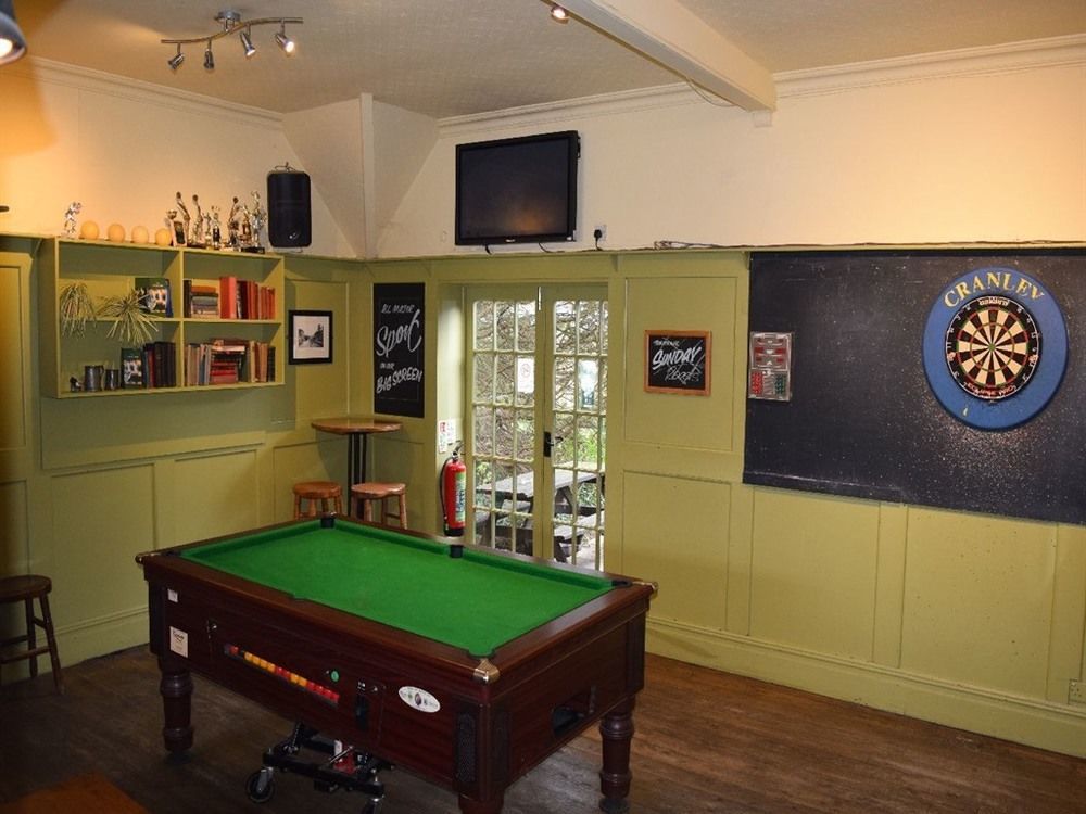 The Cranley Hotel Cranleigh Zewnętrze zdjęcie